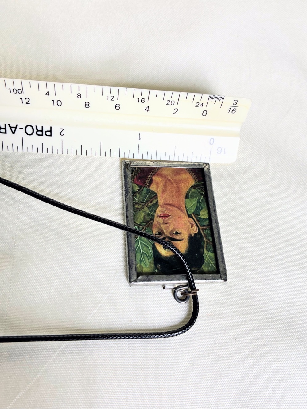 Frida Kahlo portrait pendant necklace with black cord #fridakahlo #mexican #boho - Picture 4 of 9
